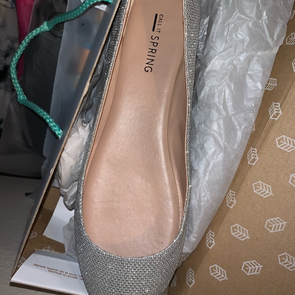 Glitter flat sandal 8W